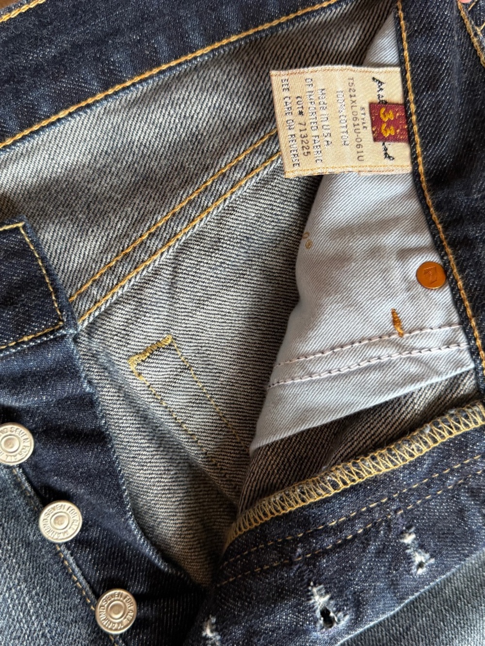 7 For All Mankind Jeans 33 Dark Indigo Wash Button Fly Straight Leg Made in USA